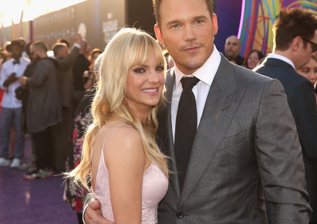 Így érezte magát Anna Faris, amikor azt pletykálták, férje és Jennifer Lawrence kavarnak!