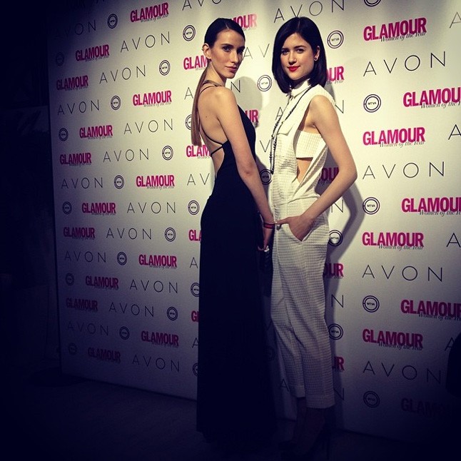 Szepesi Melinda és Kondás Kata bátran pózoltak a fotósok hadának.