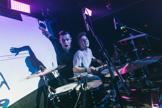 Villáminterjú Miták Bernadettel és a Yesyes zenekar két tagjával