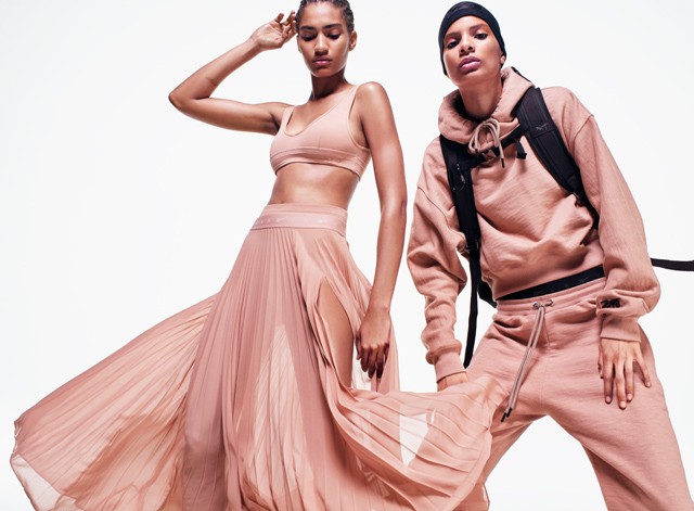 Victoria Beckham új Reebok kollekciója csak KELL darabokból áll