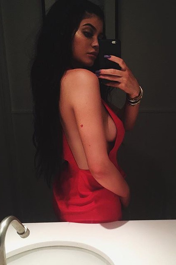 Top 10: 2015 legdurvább celebtetkói