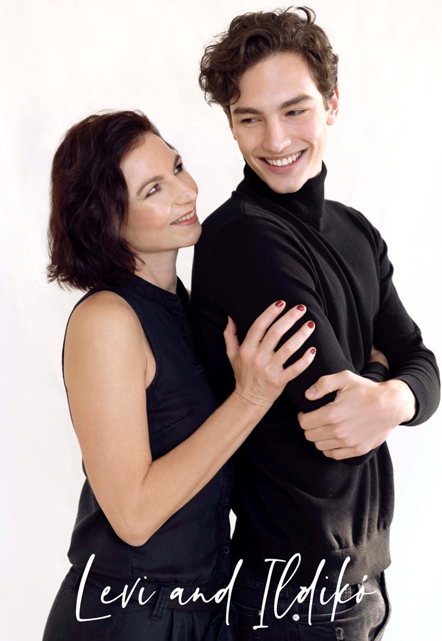 Magyar modellfiúk cuki fotókon a mamájukkal