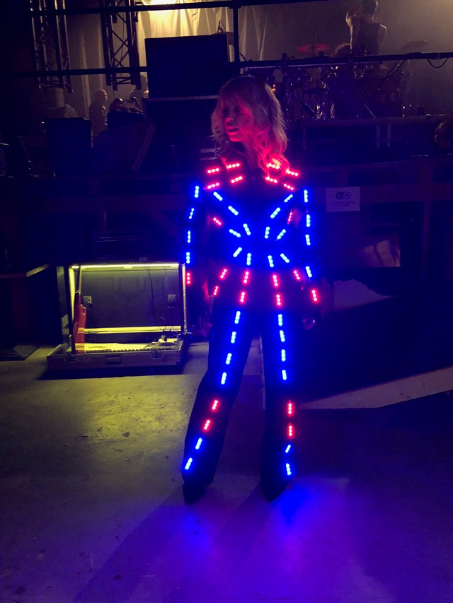 Végre láthatjuk Péterfy Bori kedvenc fellépőruháját!