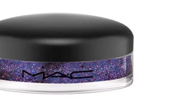 Ettől az új szépségtrendtől kihull az emberek szemöldöke!