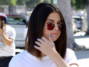 Sosem láttad még ilyen hétköznapi szettben Selena Gomezt