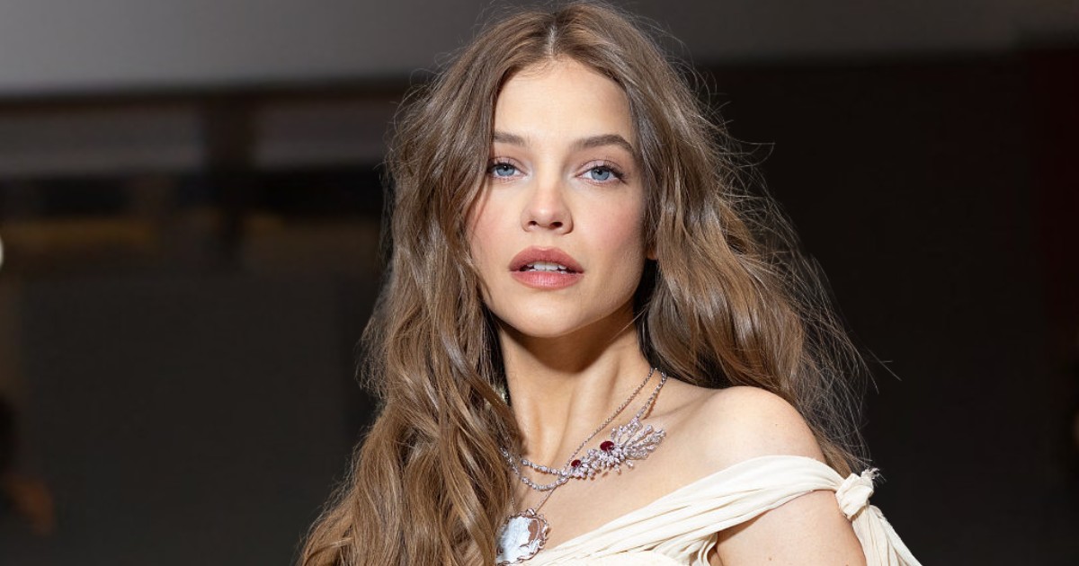 Palvin Barbara végzet asszonyának öltözött, egészen új arcát mutatta ...