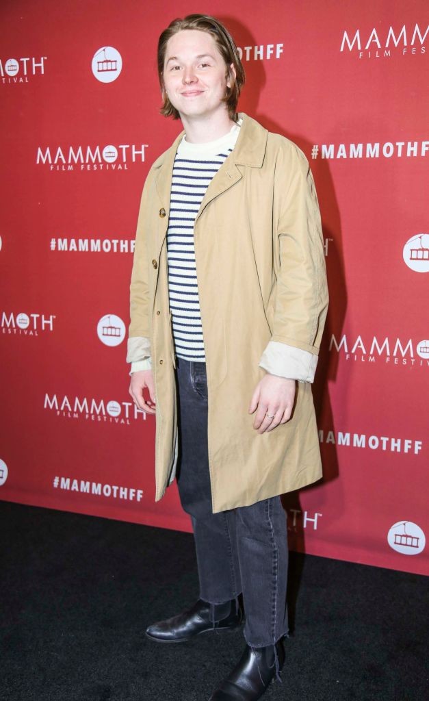 2019-ben a Mammoth Film Festival vörös szőnyegén ballonkabátban pózolt a kameráknak. 