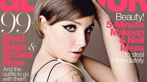 Lena Dunham megmutatja tetoválásait a GLAMOUR címlapján