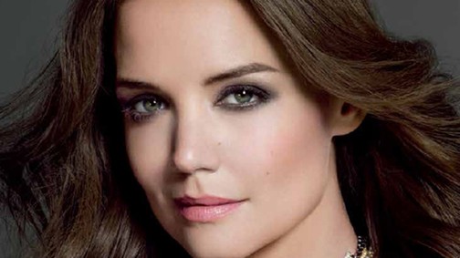Bobbi Brown is Katie Holmesban bízik
