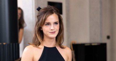 Emma Watson tűzpiros ruhája minden képzeletet felülmúl, valami álomszép a Harry Potter sztárja