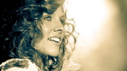 "Állandóan jár az agyam" - interjú Fábián Julival