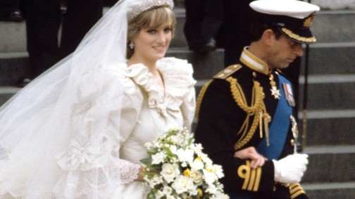 Eddig sosem látott fotók Diana és Károly legendás esküvőjéről