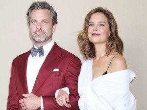 Katie Holmes és Joshua Jackson a kamerák előtt flörtöltek, a Dawson és a haverok rajongói évtizedek óta vártak erre a pillanatra