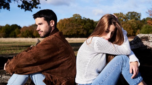 4 gyakori ok egy kapcsolatban, ami miatt a párok szépen lassan eltávolodnak egymástól