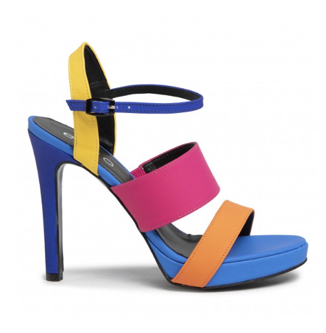 Színes szandál EDEO 24995 Ft
