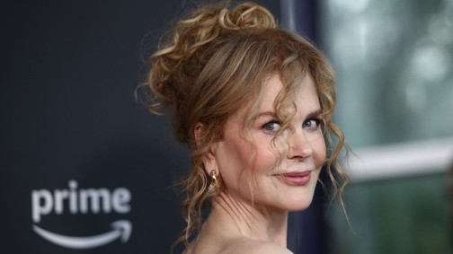 Nicole Kidman ruhája maga az előkelő meztelenség