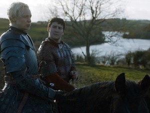 Szexuálisan zaklatták a Trónok harca sztárját a rajongói