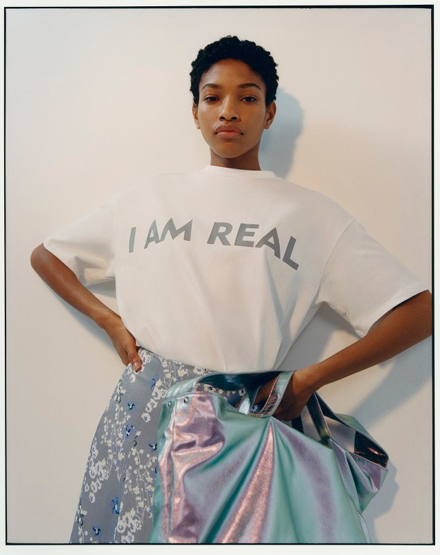 Naomi Chin Wing, a kollekció arca