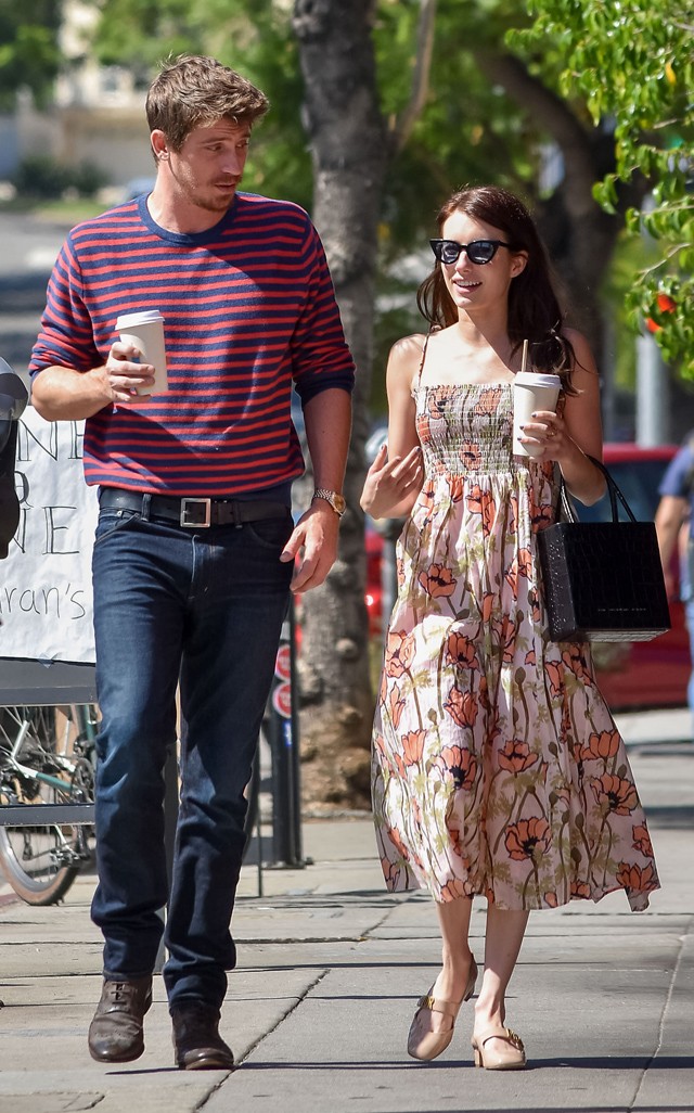 Na ilyen hírekre jó ébredni: Emma Roberts várandós!