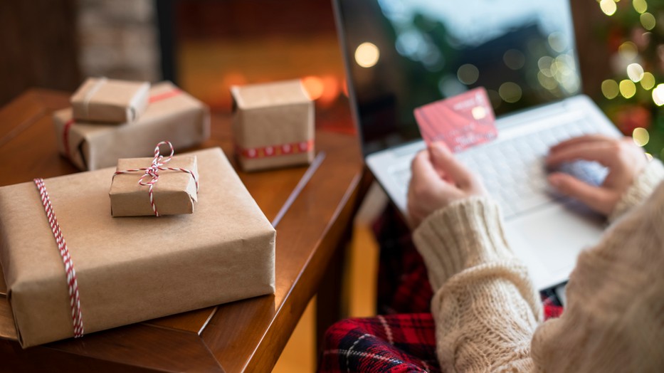 December 5-8. között jön a GLAMOUR-napok X-mas Week!