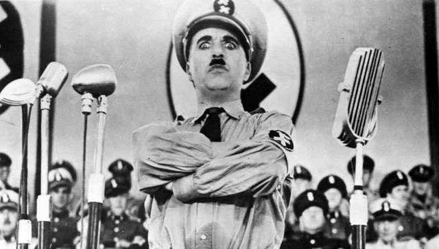Charlie Chaplin A diktátor című filmben