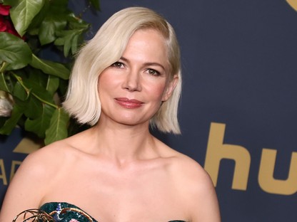 Jön a baba, jön az esküvő - Michelle Williams így búcsúztatta az óévet