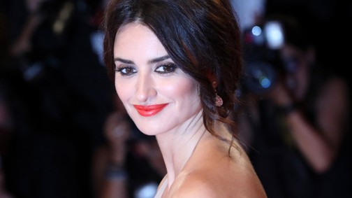 Penélope Cruz azonnal újra férjhez mehetett volna ebben a menyasszonyi ruhában a vörös szőnyegen