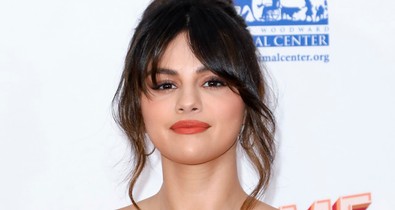 Szinte felismerhetetlen, de eszméletlen jó Selena Gomez új frizurája