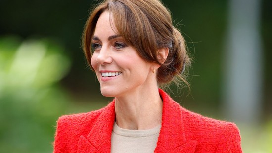 Katalin hercegné nevetségesen olcsó ruhában jelent meg, mégis királynőként tündököl