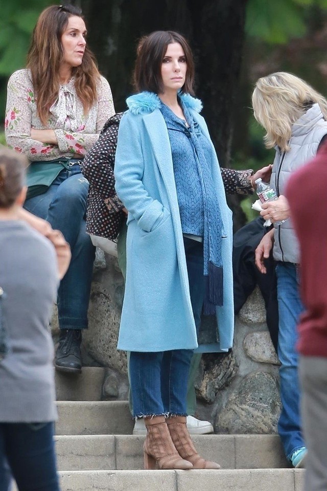 Sandra Bullock haja a válláig sem ér! Brutálisan rövid!