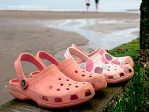 Megérkezett a platformos Crocs!