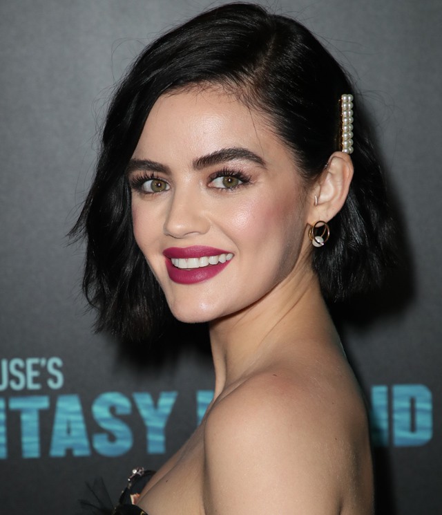 Lucy Hale megtalálta a tökéletes őszi hajszínt: rozsdás, vörösesbarna