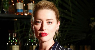 Mindenhogy rettenetes ez a ruha, de pont itt: TÖKÉLETES