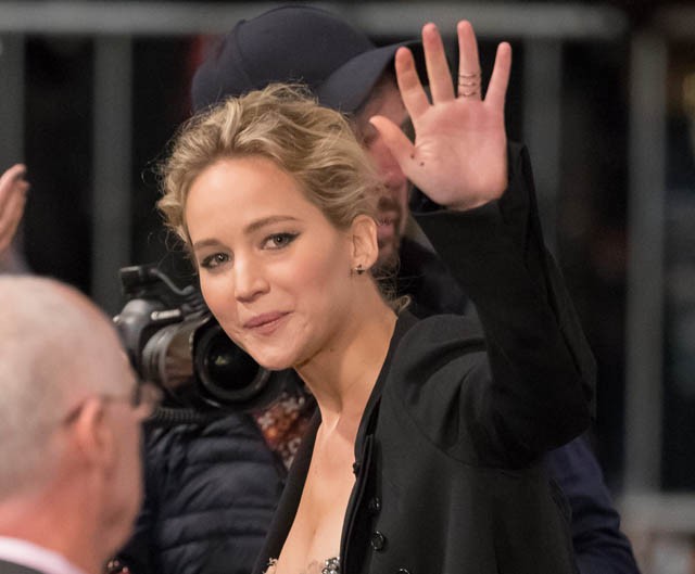 jennifer lawrence, utazók, premier