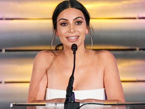Kim Kardashian kiállt az LMBTQ-családok mellett és szupercsinos volt
