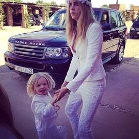 A Rockcsaj koszorúslány.