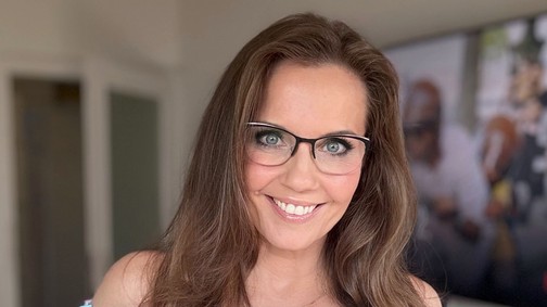 Bálint Antónia: „Vérzett a szívem, de tudtam nemet mondani a szereplésekre és interjúkra”