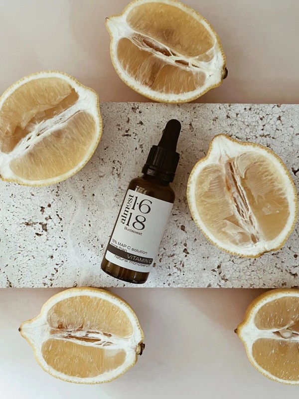 Vitalizáló 15% Vitamin C monoszérum ALMOST 1.618 3990 Ft/30 ml