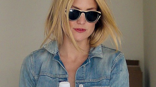 Hoppá! Kate Hudson is hajat vágatott