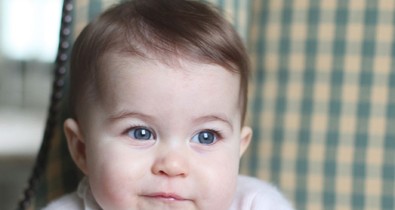 Szupercuki! Új fotók a kis Charlotte hercegnőről!