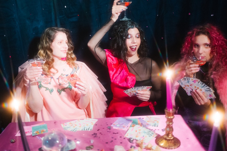 Sipos Viki gyermekkora óta szerette a divatot és varrni is tud