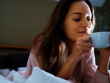 Mit szoktál inni esténként? Ennyire nem mindegy a testednek