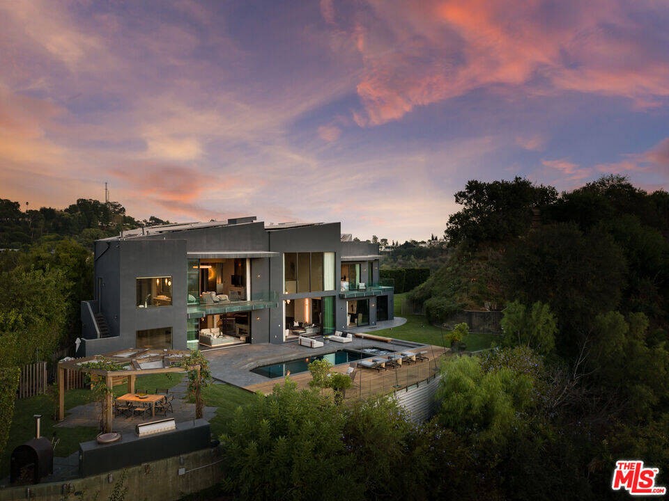 John Legend kaliforniai otthona 72 millió dollárba került