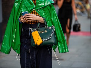 Hogyan viselj esőkabátot stílusosan? Mutatjuk!