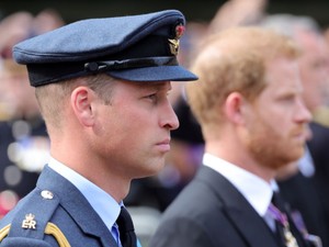 Megtörtént, amire csak kevesen számítottak: végre találkozott egymással Vilmos herceg és Harry herceg