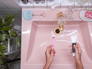 5 hiba, amit mindenki elkövet fogmosásnál, pedig komoly problémát okozhat