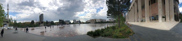 Szkander bég tér, Tirana