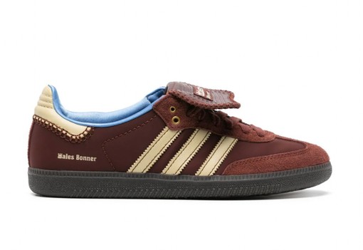 Felejtsd el a fehér sportcipőt! Megérkeztek 2024 vezető sneaker trendjei