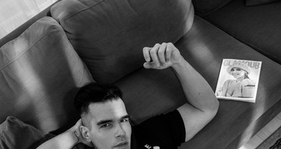 Jöhet egy kis szerelem? Lakatos Levente regényt kapsz a júniusi GLAMOUR magazinban