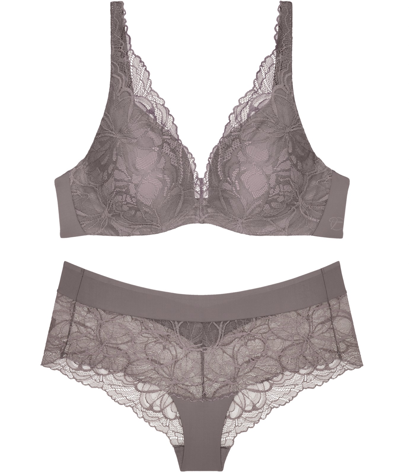 Melltartó és alsó TRIUMPH 19 000 Ft, 8000 Ft